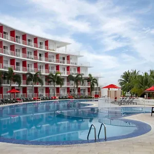 Grand Decameron Cornwall Beach, A Trademark Бухта Монтего